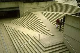 Cette image représente un escalier/rampe et illustre la CUA